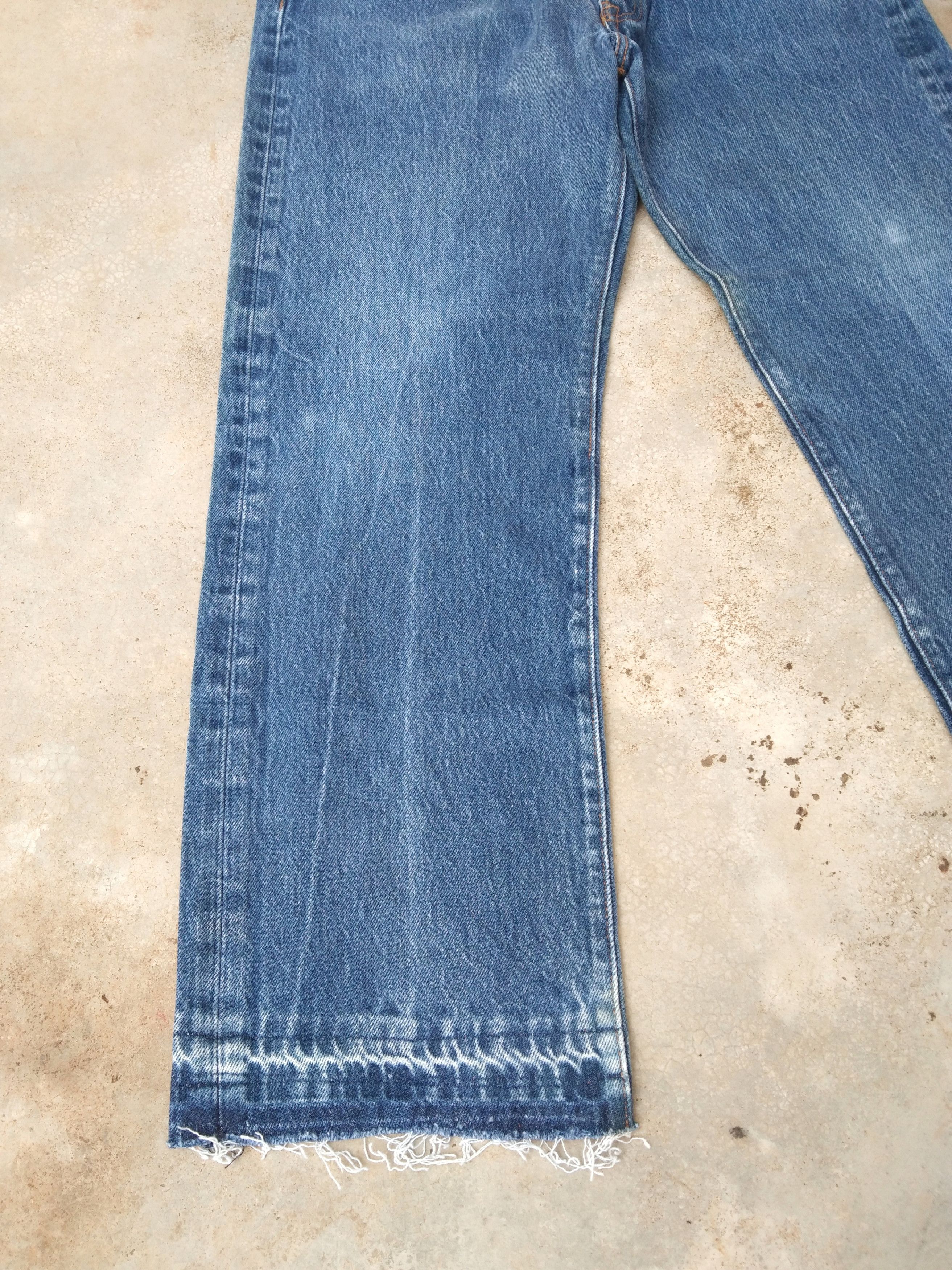 Levi's Vintage Levi's 501 Straight Leg Released Hem Jeans 32x28 Size US 32 / EU 48 - 4 Thumbnail