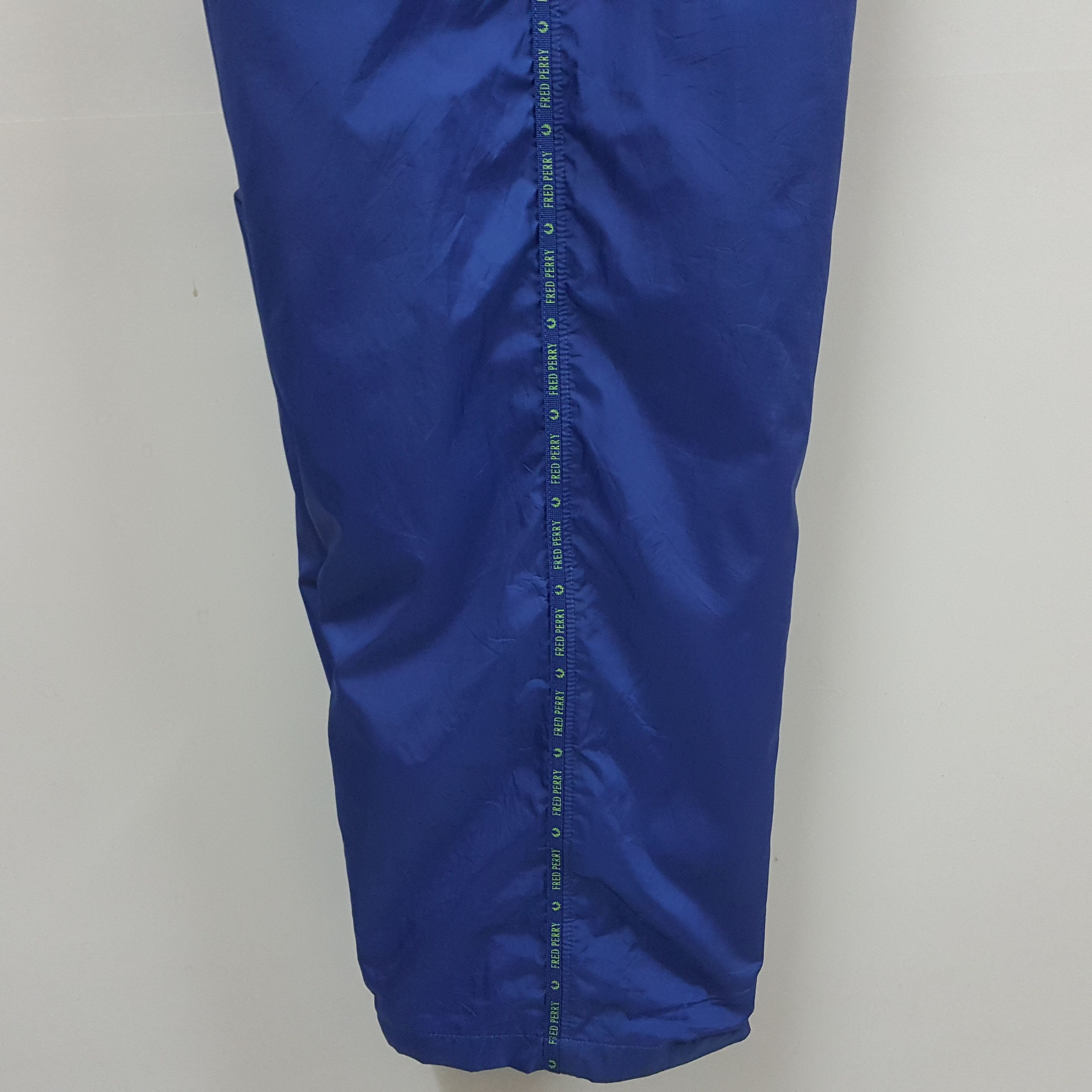 Fred Perry × Vintage Vintage Fred Perry stripe small logo design sweatpants Size US 30 / EU 46 - 6 Thumbnail