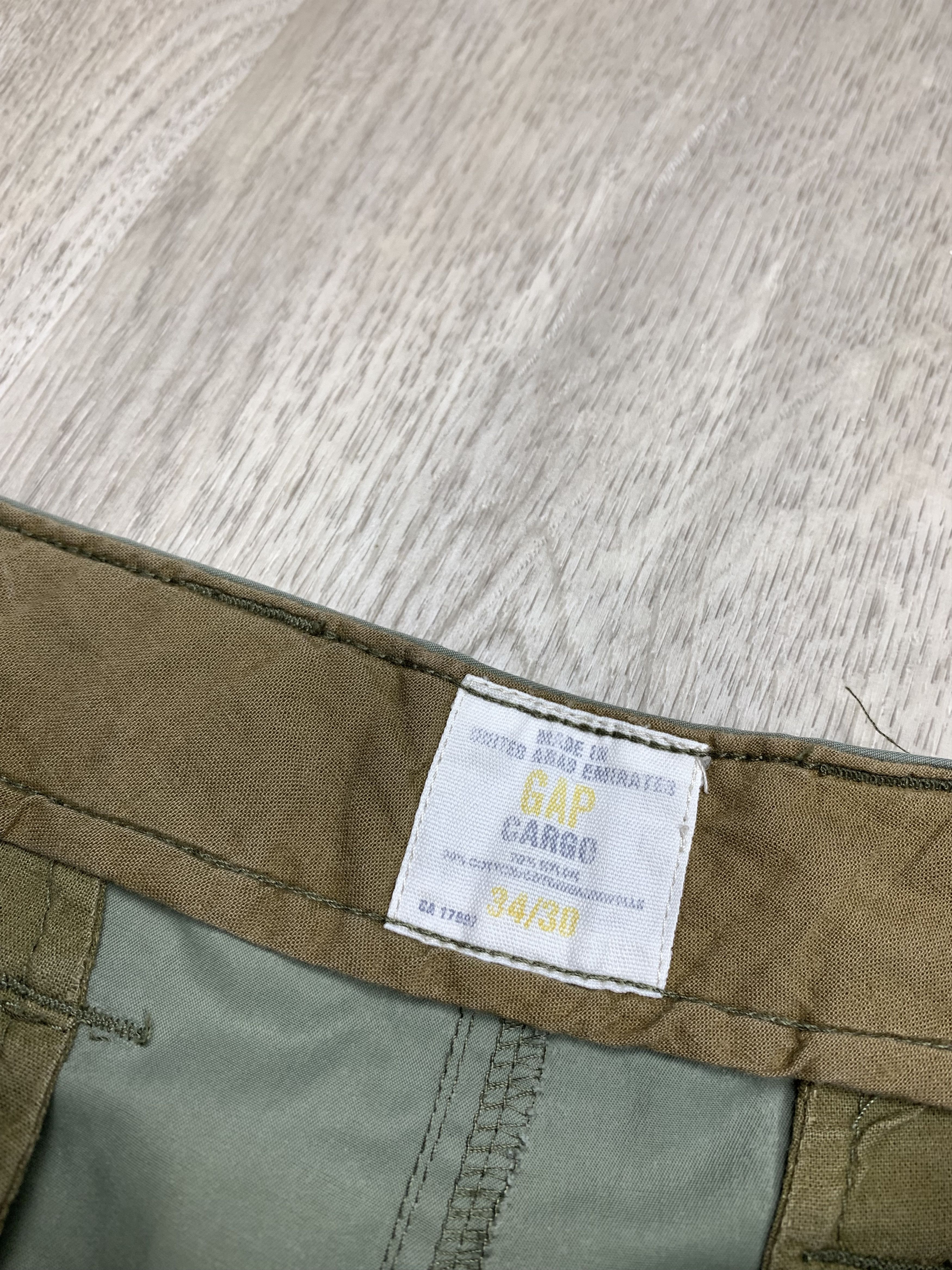 20471120 Gap Cargo Transformer Pants Shorts Military Size US 34 / EU 50 - 8 Thumbnail