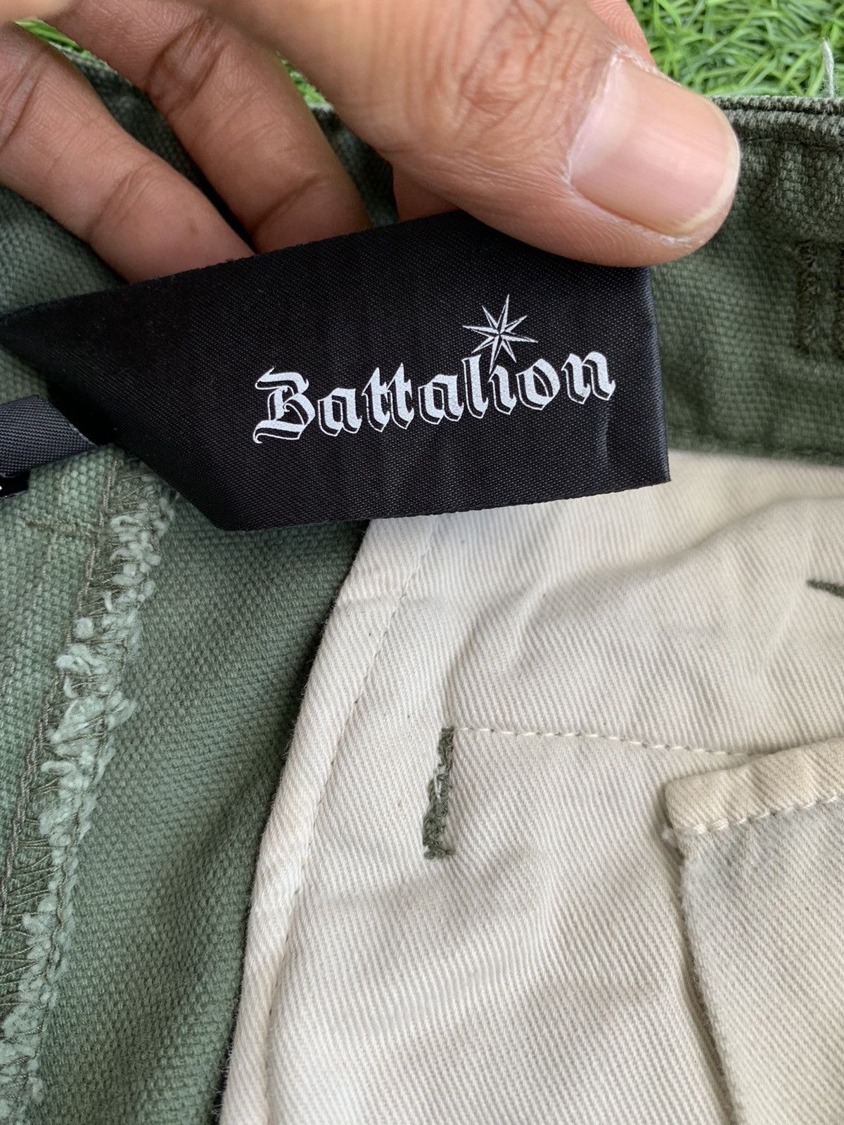 Japanese Brand Japanese Brand Battalion 6 pocket Cargo Pants Flares Size US 30 / EU 46 - 12 Thumbnail