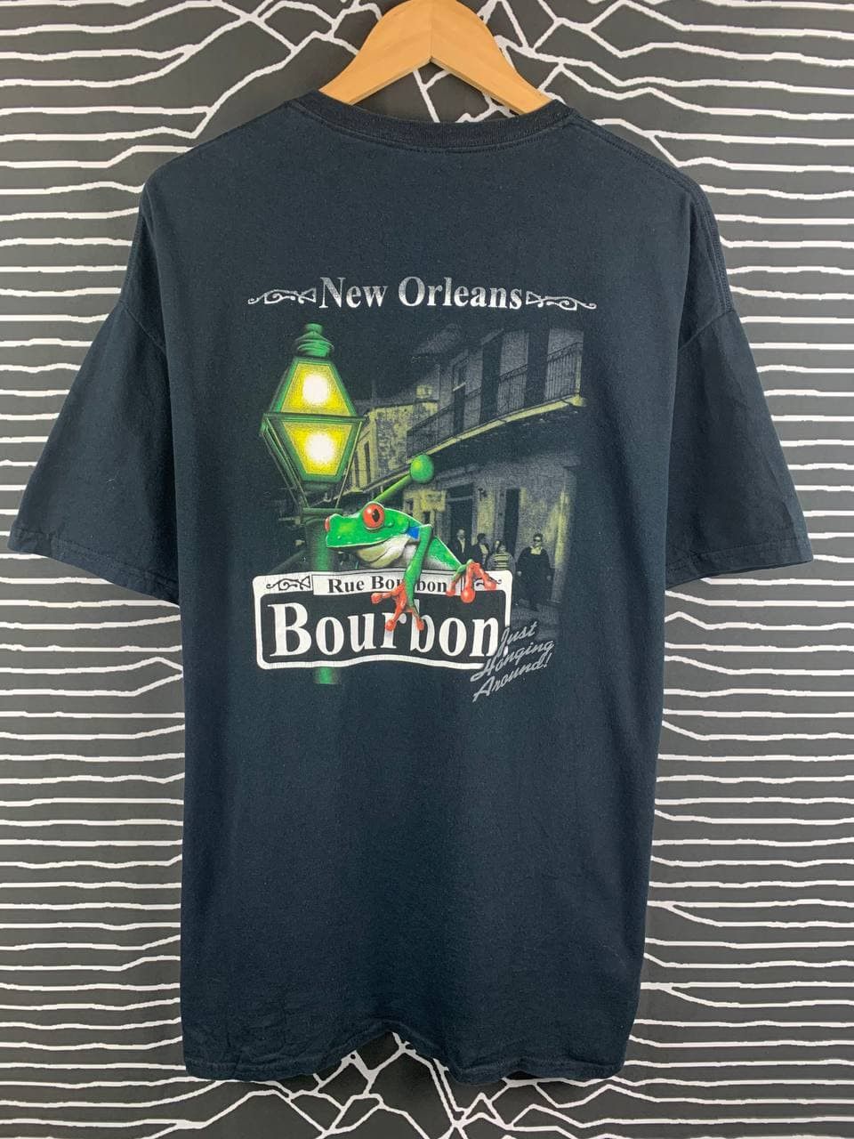Vintage Vtg Bourbon Street New Orleans Frog Graphic Tee Size US XL / EU 56 / 4 - 1 Thumbnail