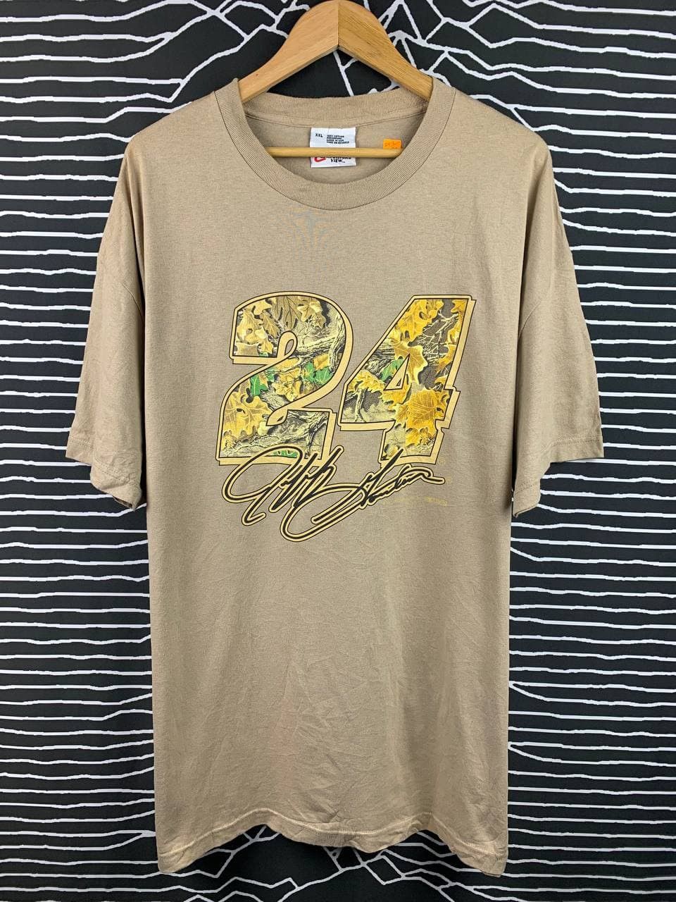 NASCAR Vtg Jeff Gordon NASCAR Real Tree Camo Logo Tee Size US XL / EU 56 / 4 - 1 Thumbnail