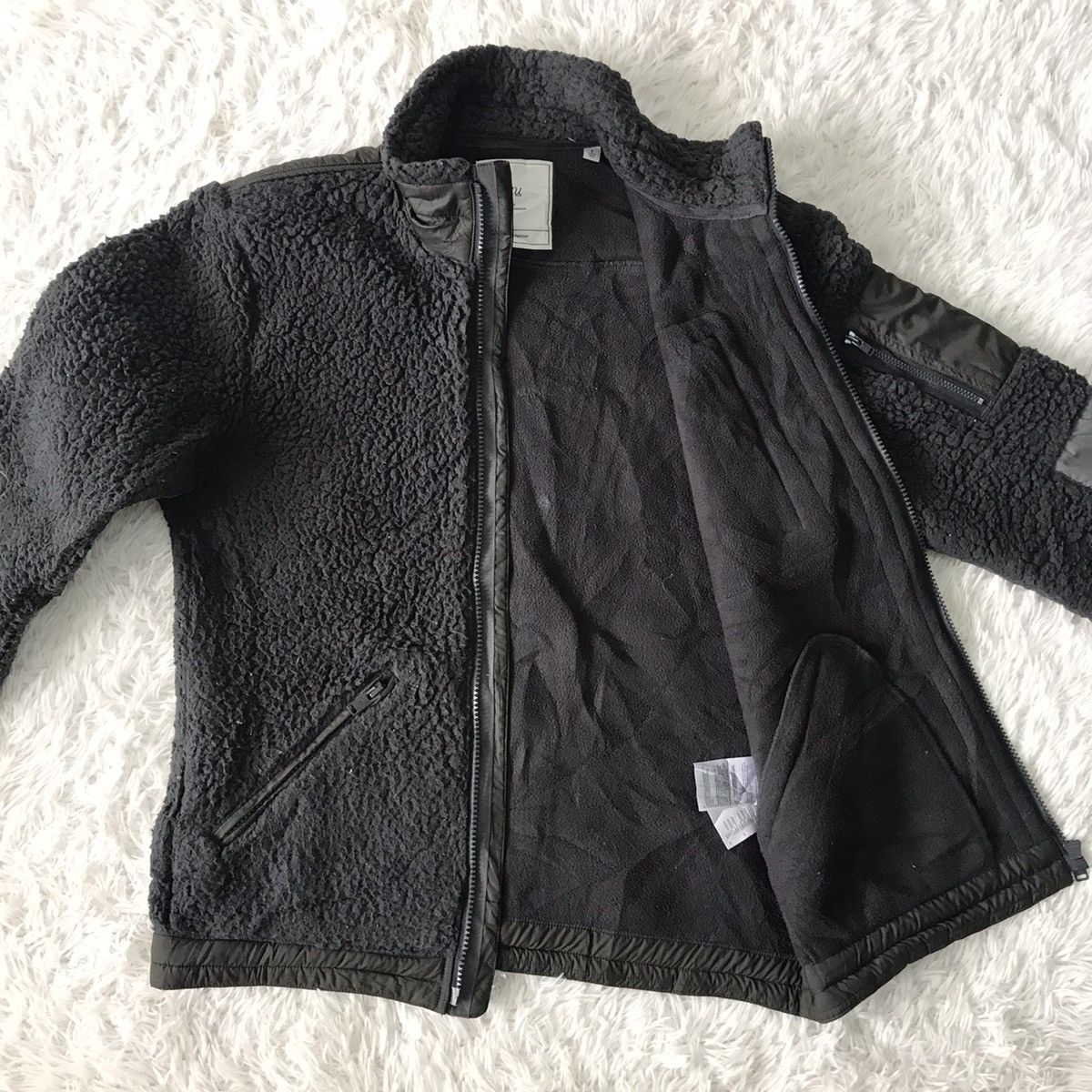 Jun Takahashi UU Uniqlo Undercover by Jun Takahashi Fleece Jacket Size US S / EU 44-46 / 1 - 17 Thumbnail