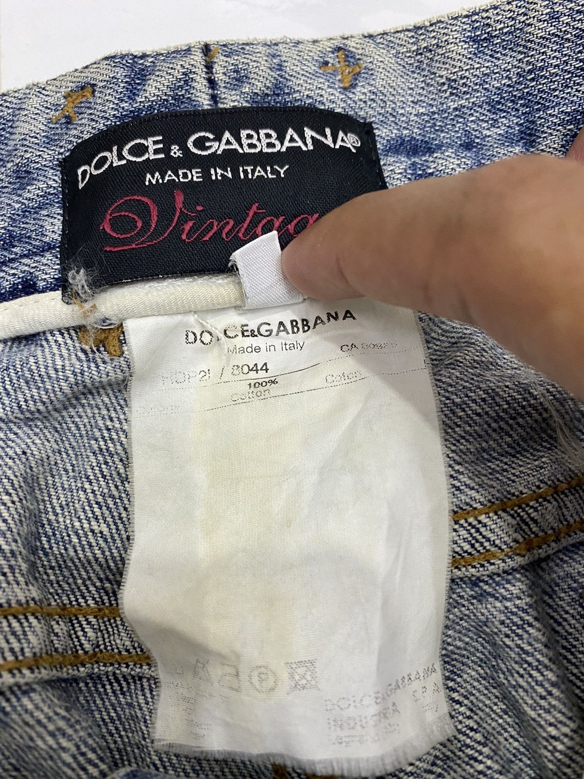 Dolce & Gabbana DOLCE & GABBANA MADE IN ITALY VINTAGE DISTRESSED DENIM PANTS Size 30" / US 8 / IT 44 - 11 Thumbnail