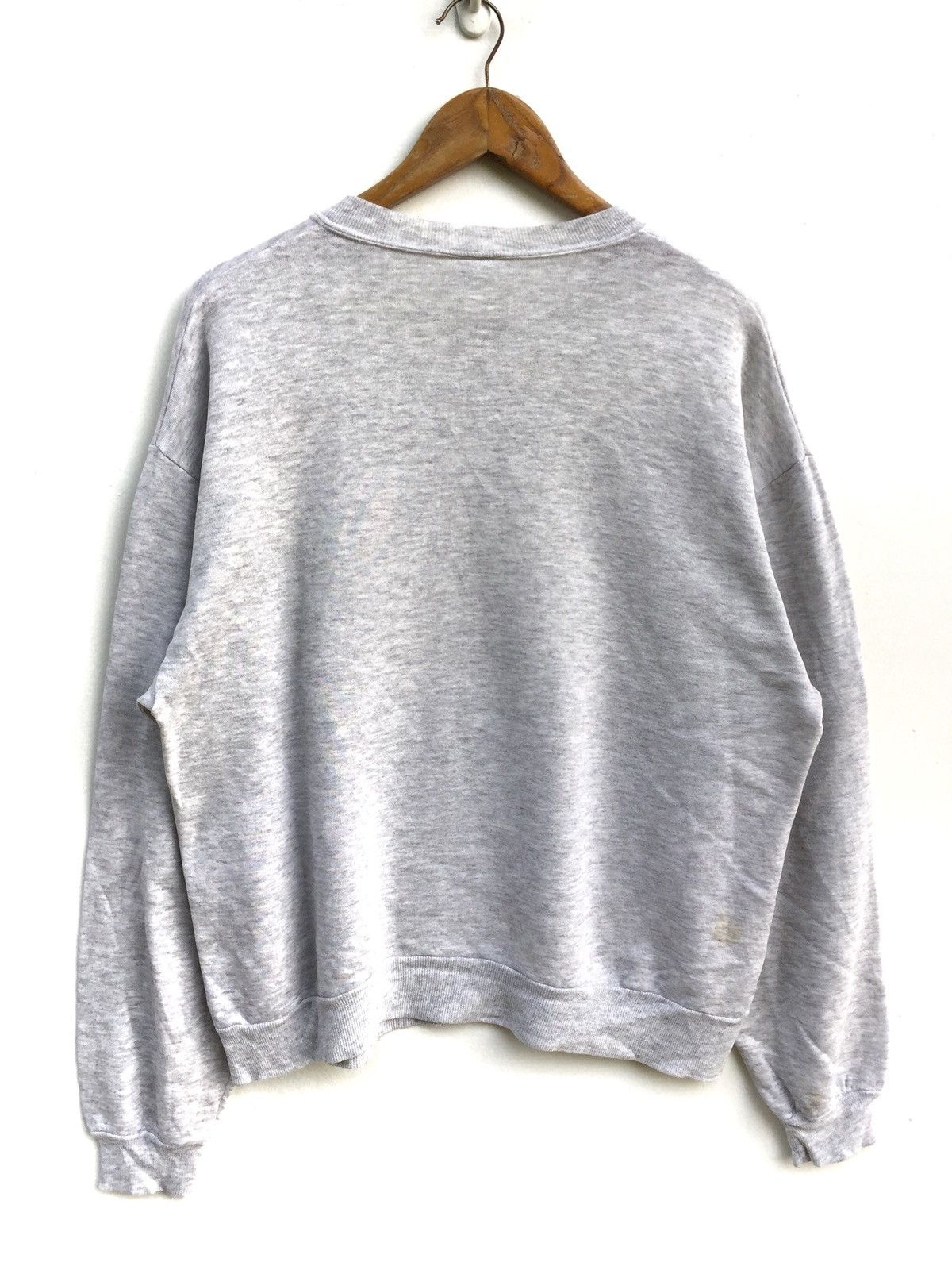 Mickey Mouse × Vintage Vintage 80s Mickey Mouse Sweatshirt Size US L / EU 52-54 / 3 - 2 Thumbnail