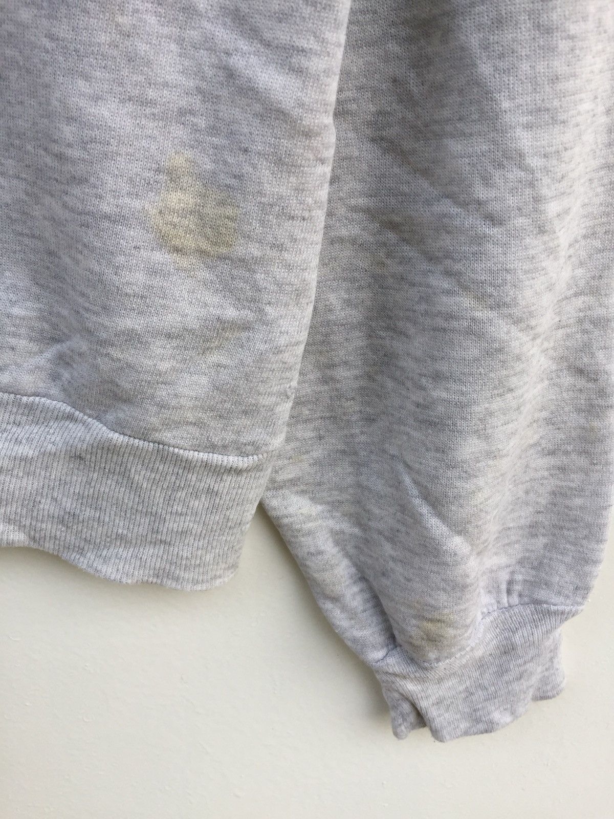 Mickey Mouse × Vintage Vintage 80s Mickey Mouse Sweatshirt Size US L / EU 52-54 / 3 - 8 Thumbnail