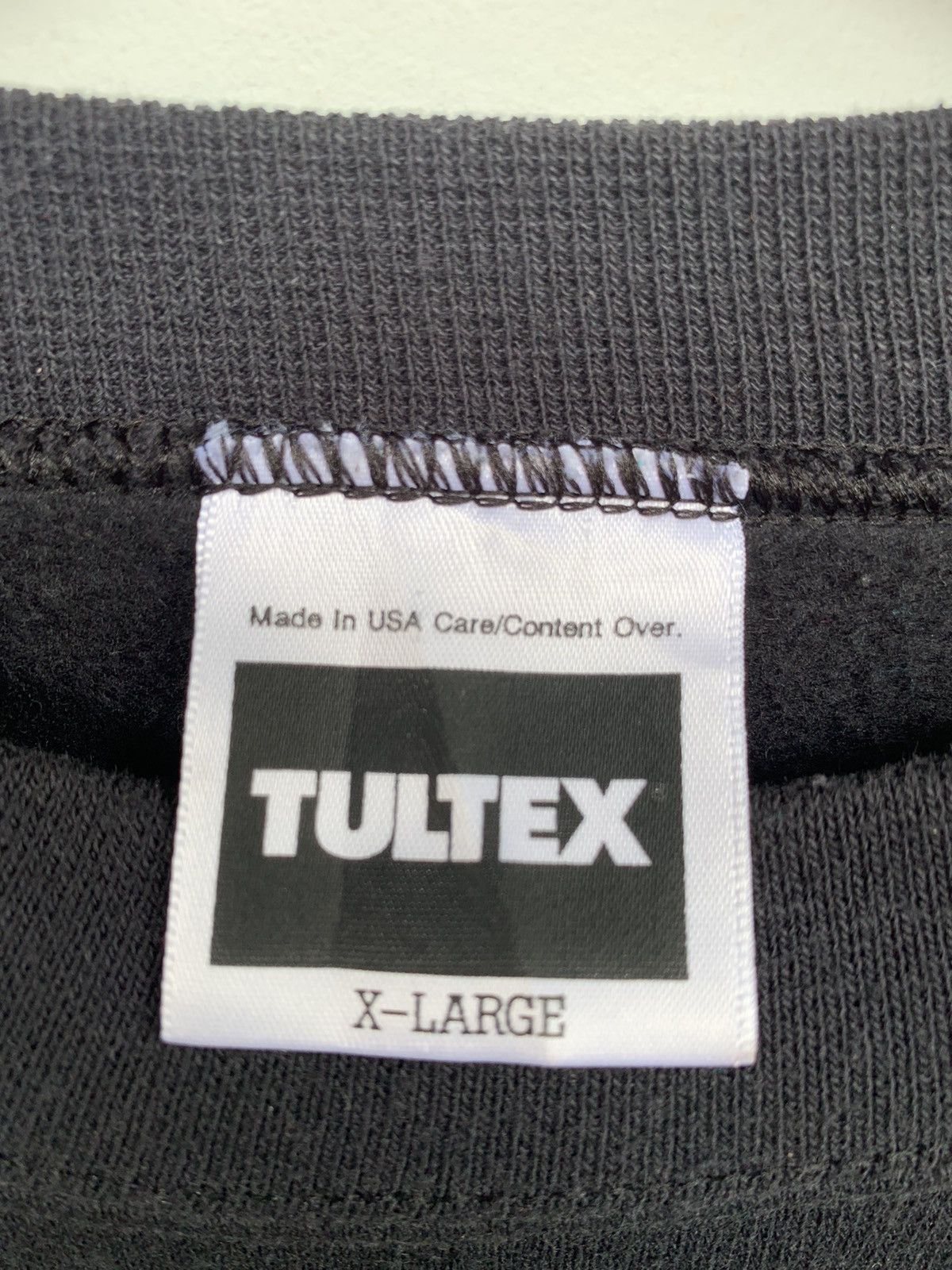 Tultex Vintage 90s Tultex Big Print Wolf Sweatshirt/Size XL Size US XL / EU 56 / 4 - 5 Thumbnail