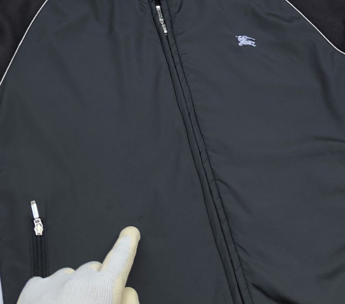 Burberry Burberry Black Label Track Jacket Embroidery Logo Size US S / EU 44-46 / 1 - 19 Thumbnail