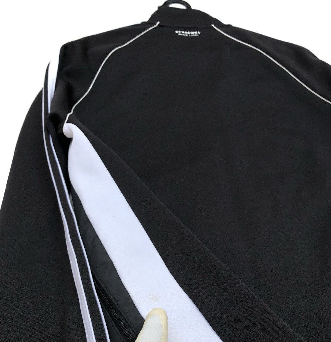 Burberry Burberry Black Label Track Jacket Embroidery Logo Size US S / EU 44-46 / 1 - 17 Thumbnail
