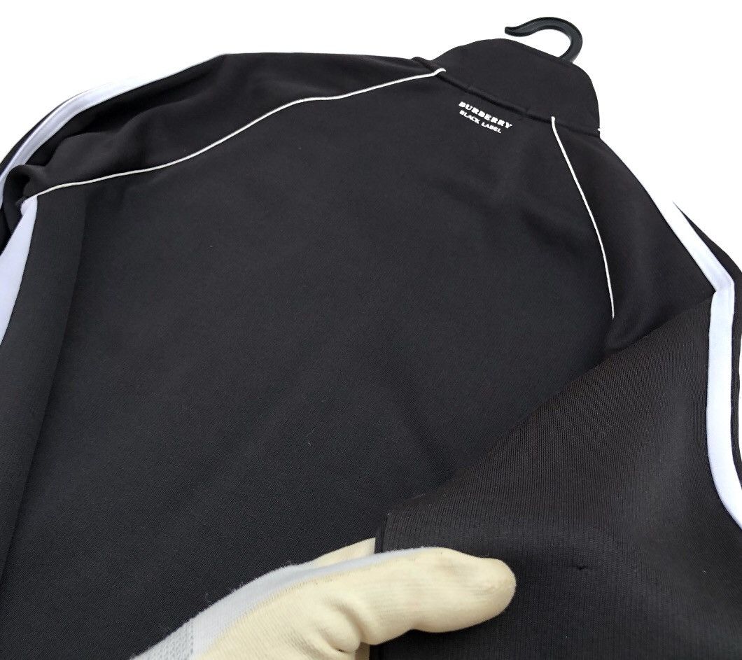 Burberry Burberry Black Label Track Jacket Embroidery Logo Size US S / EU 44-46 / 1 - 18 Thumbnail