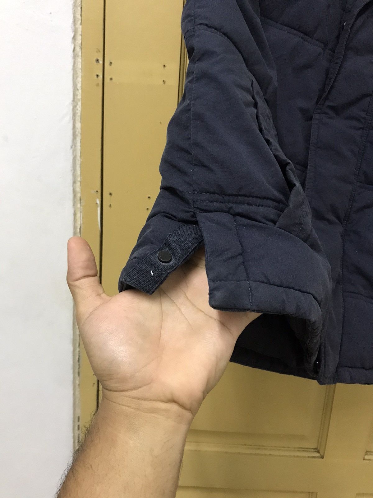 Calvin Klein Vintage Calvin Klein Puffer Vest Jackets Size US L / EU 52-54 / 3 - 13 Thumbnail
