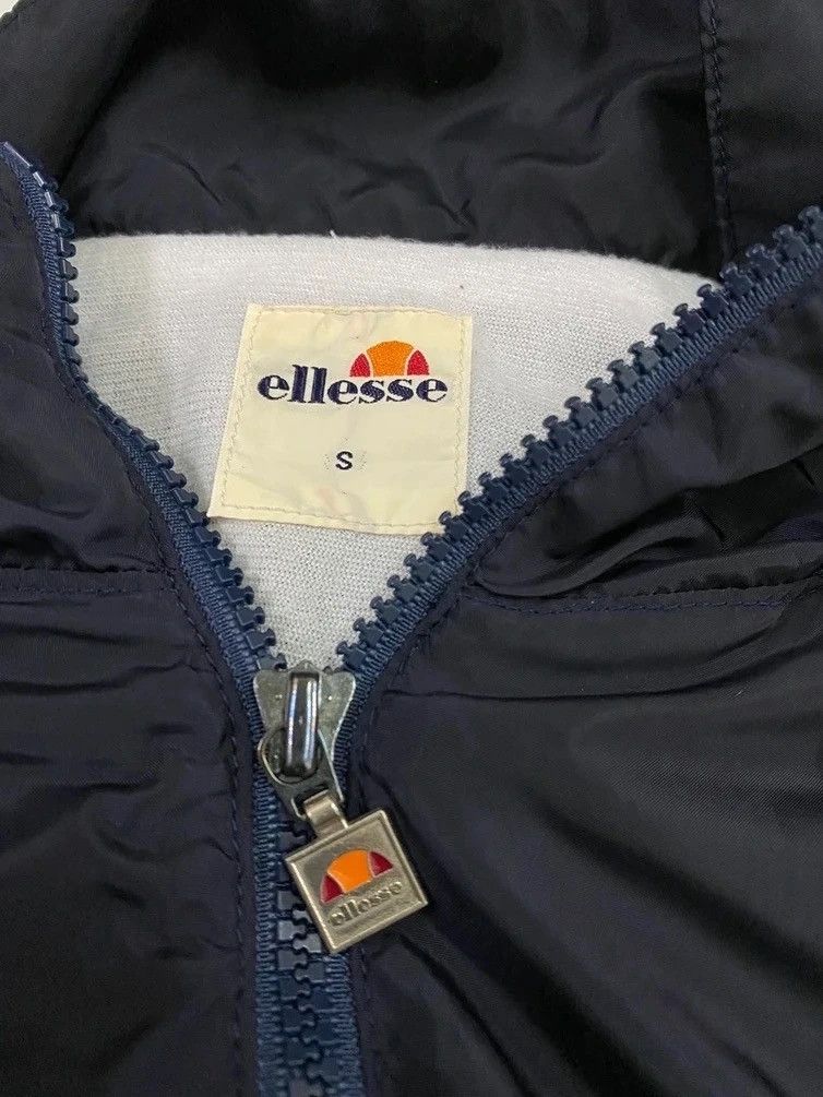 Ellesse × Japanese Brand × Vintage PERUGIA ELLESE ITALIA SPELL OUT STRAP WINDBREAKER Size US S / EU 44-46 / 1 - 9 Thumbnail
