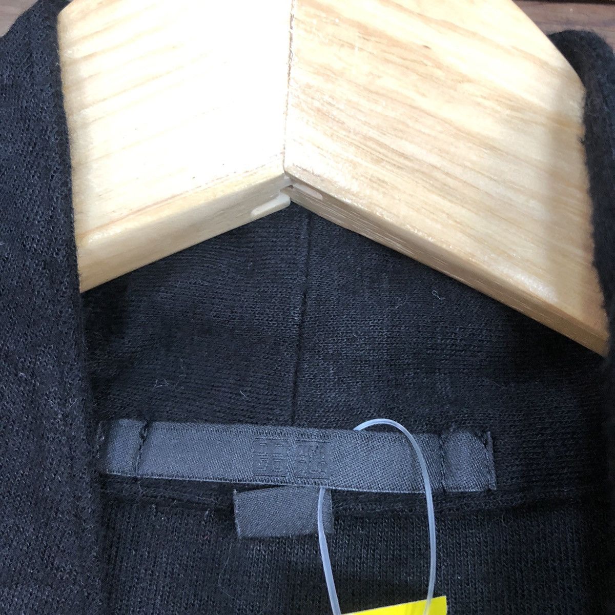 Japanese Brand × Uniqlo Uniqlo plain Black Cardigan #3855 Size US S / EU 44-46 / 1 - 11 Thumbnail