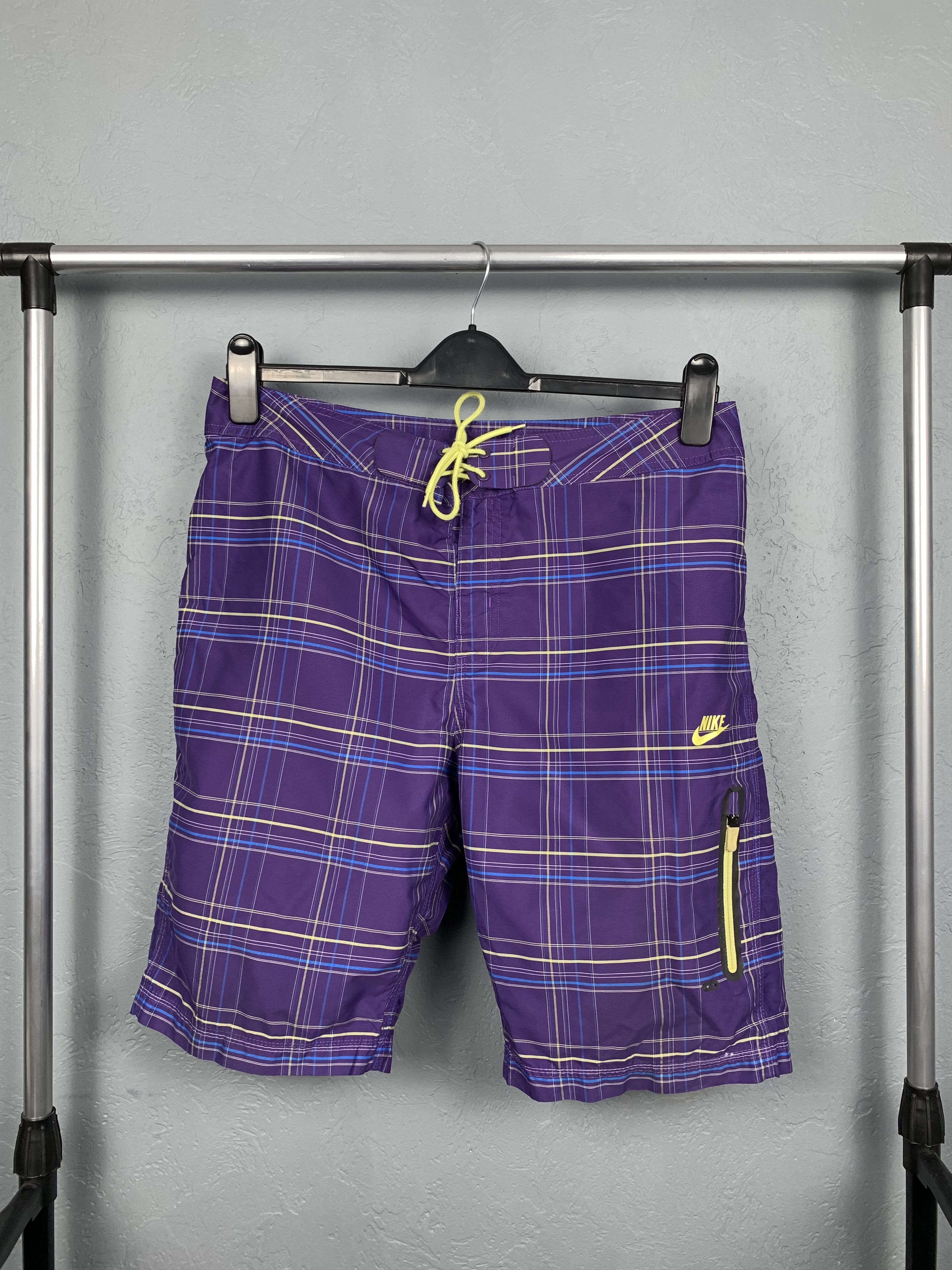 Nike 90'S Vintage Nike Nylon Shorts Y2K Size M Size US 32 / EU 48 - 1 Thumbnail