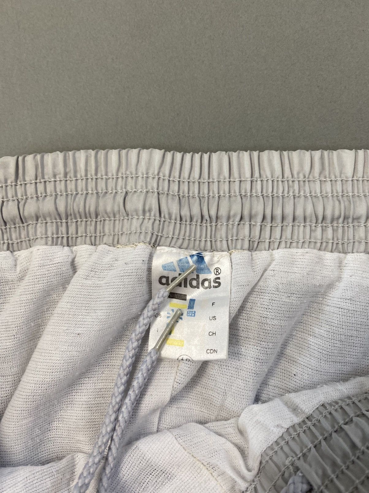 Adidas × Vintage Adidas vintage grey track pants small logo 2000s Size US 32 / EU 48 - 8 Thumbnail