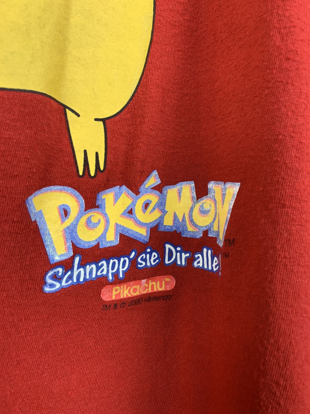 Nintendo 2000 Vintage Pokemon Pikachu Nintendo Red T-Shirt Size US M / EU 48-50 / 2 - 4 Thumbnail