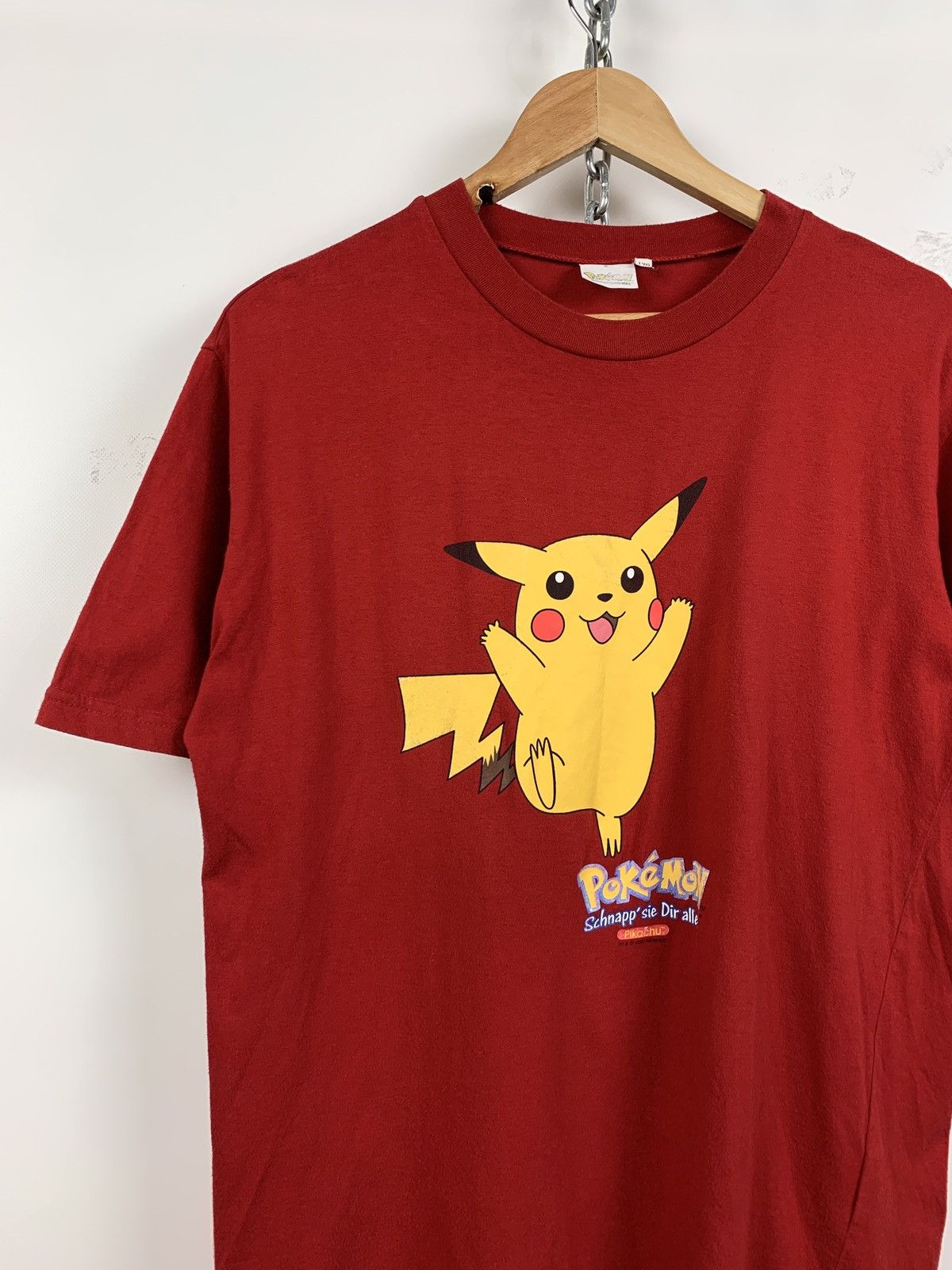 Nintendo 2000 Vintage Pokemon Pikachu Nintendo Red T-Shirt Size US M / EU 48-50 / 2 - 2 Thumbnail