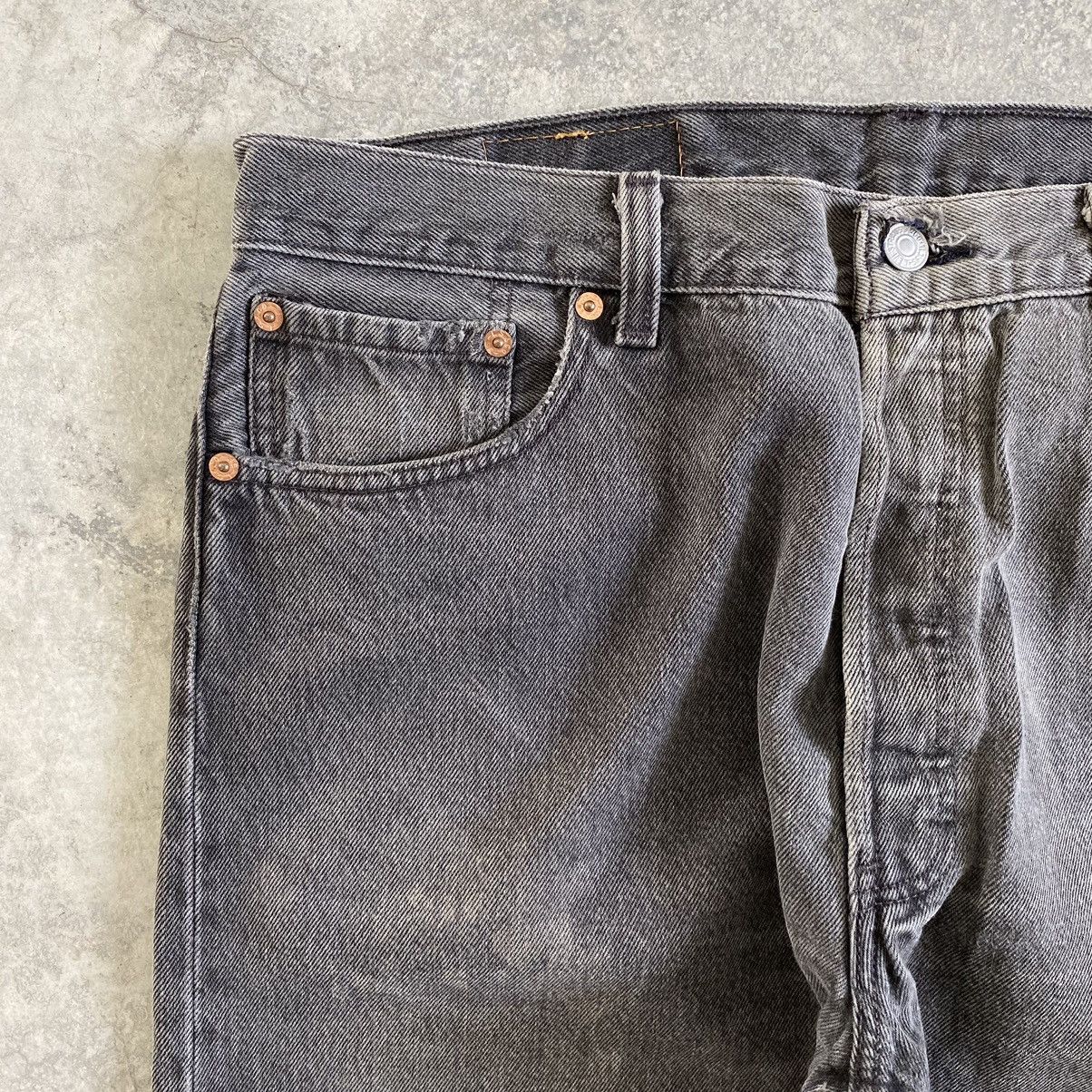 Levi's Vintage 1996 Levis 501 Sun Faded Black Denim Jeans Size US 35 - 6 Thumbnail