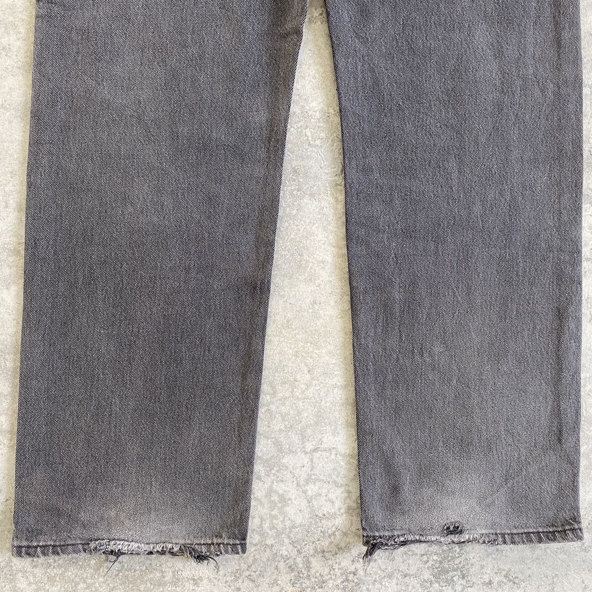 Levi's Vintage 1996 Levis 501 Sun Faded Black Denim Jeans Size US 35 - 15 Thumbnail
