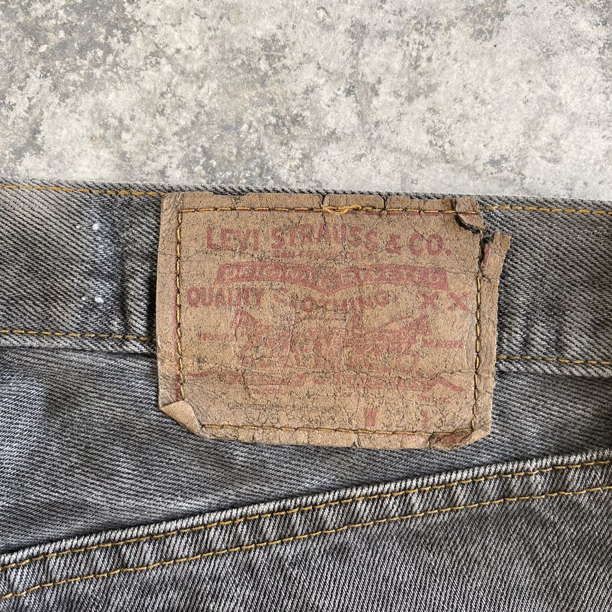 Levi's Size 32x30 Vintage Levis 505 Faded Black Jeans Size US 32 / EU 48 - 19 Thumbnail