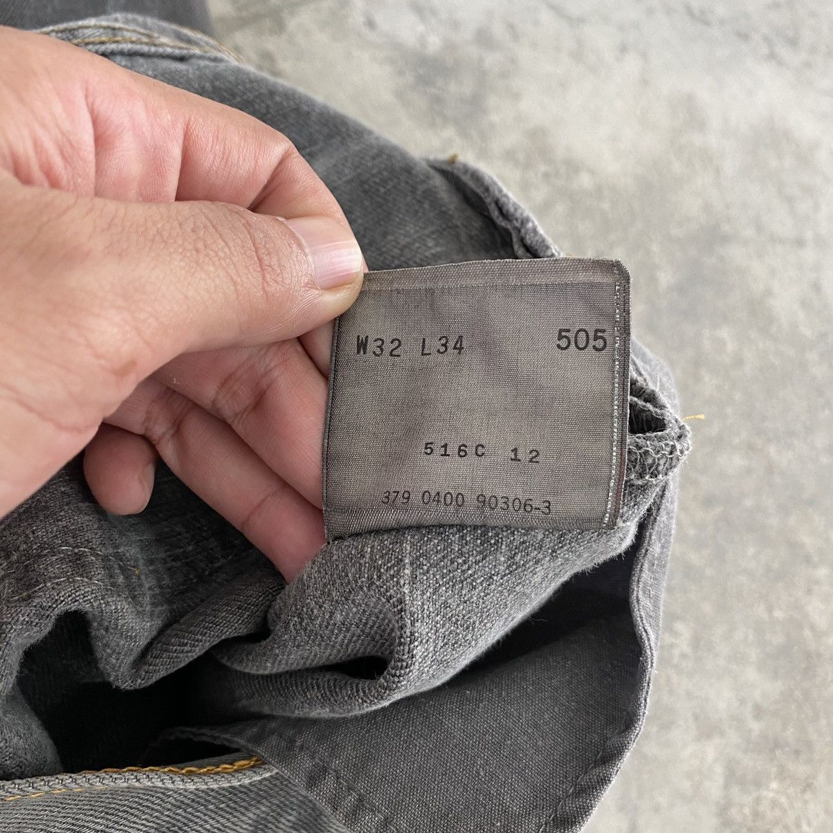 Levi's Size 32x30 Vintage Levis 505 Faded Black Jeans Size US 32 / EU 48 - 21 Thumbnail