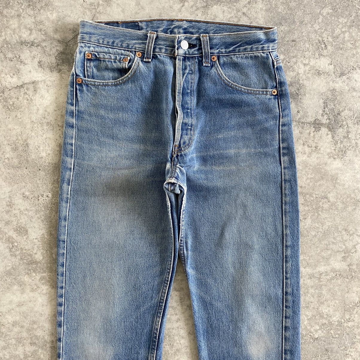 Levi's Size 29x31 Vintage 90’s Levis 501 Faded Stonewashed Jeans Size US 29 - 2 Thumbnail