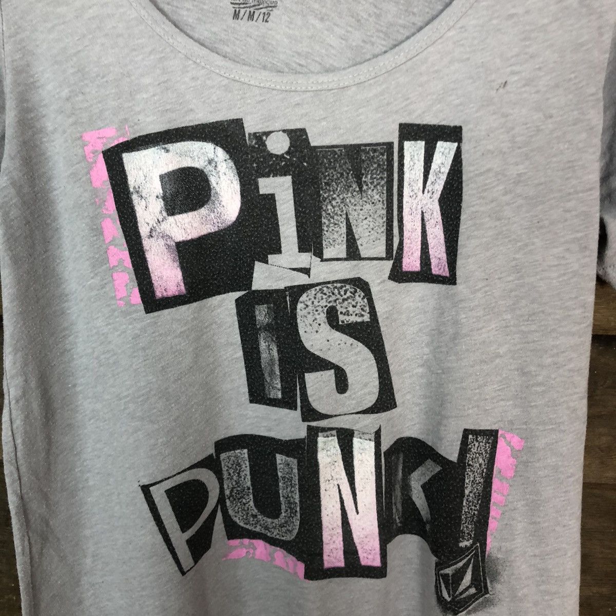 Seditionaries × Volcom Pink Is Punk volcom Grey Short Sleeve Tshirt #3574 Size M / US 6-8 / IT 42-44 - 8 Thumbnail