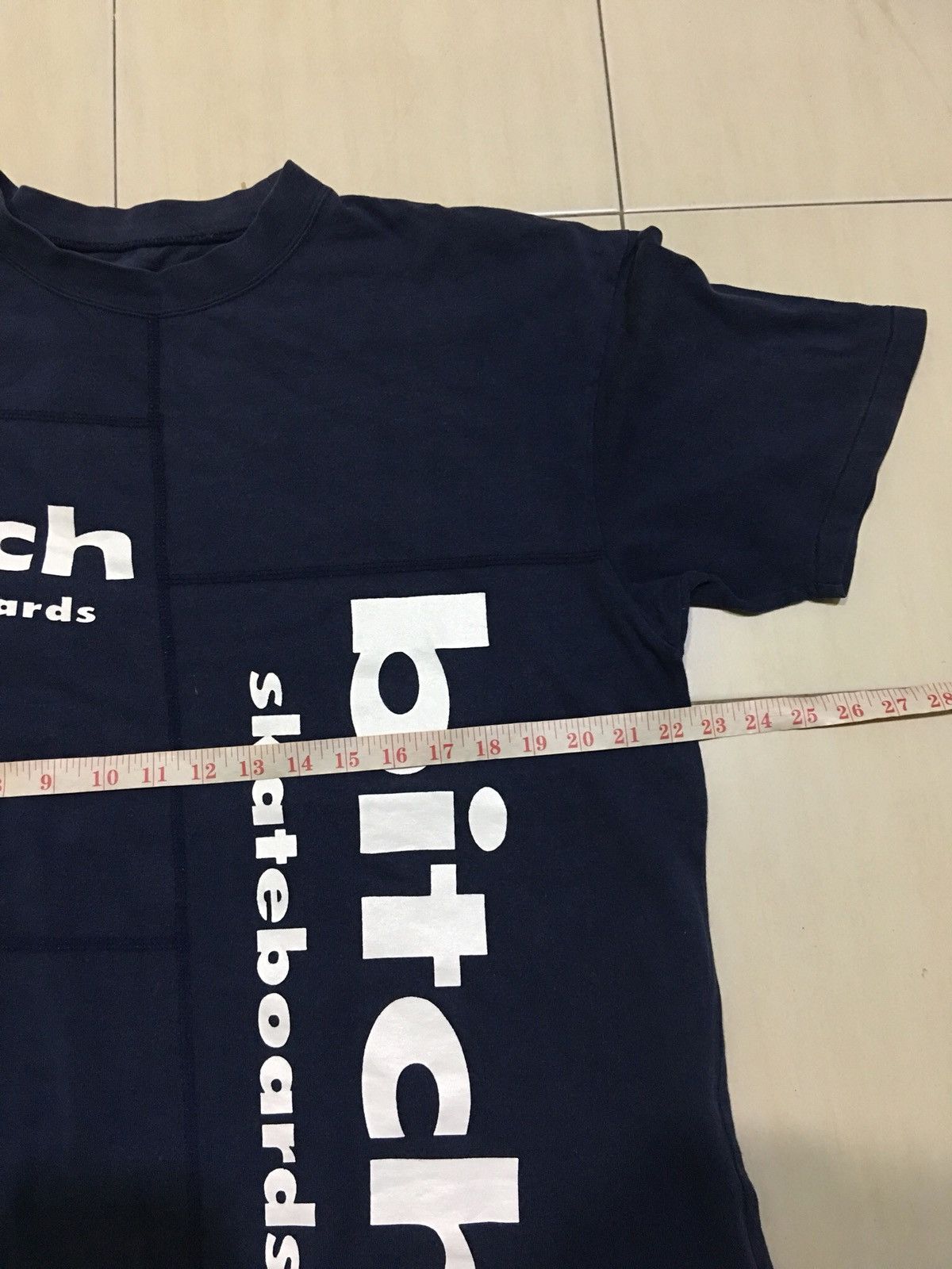 Vintage Vintage 90s bitch skateboard streetwear shirt Size US L / EU 52-54 / 3 - 5 Thumbnail