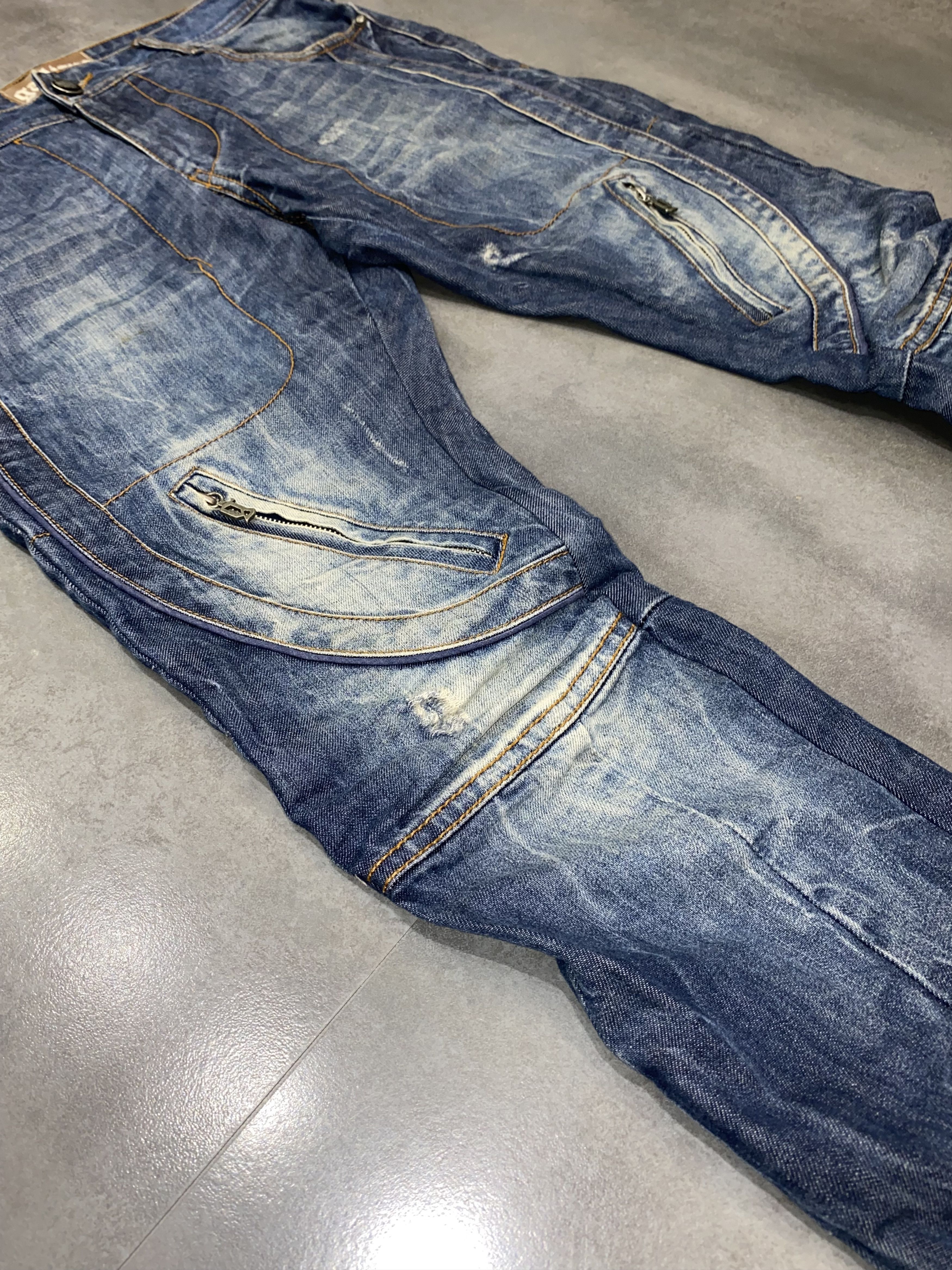 John Galliano Galliano Distressed Zipped Denim Biker Pants Size US 30 / EU 46 - 11 Thumbnail