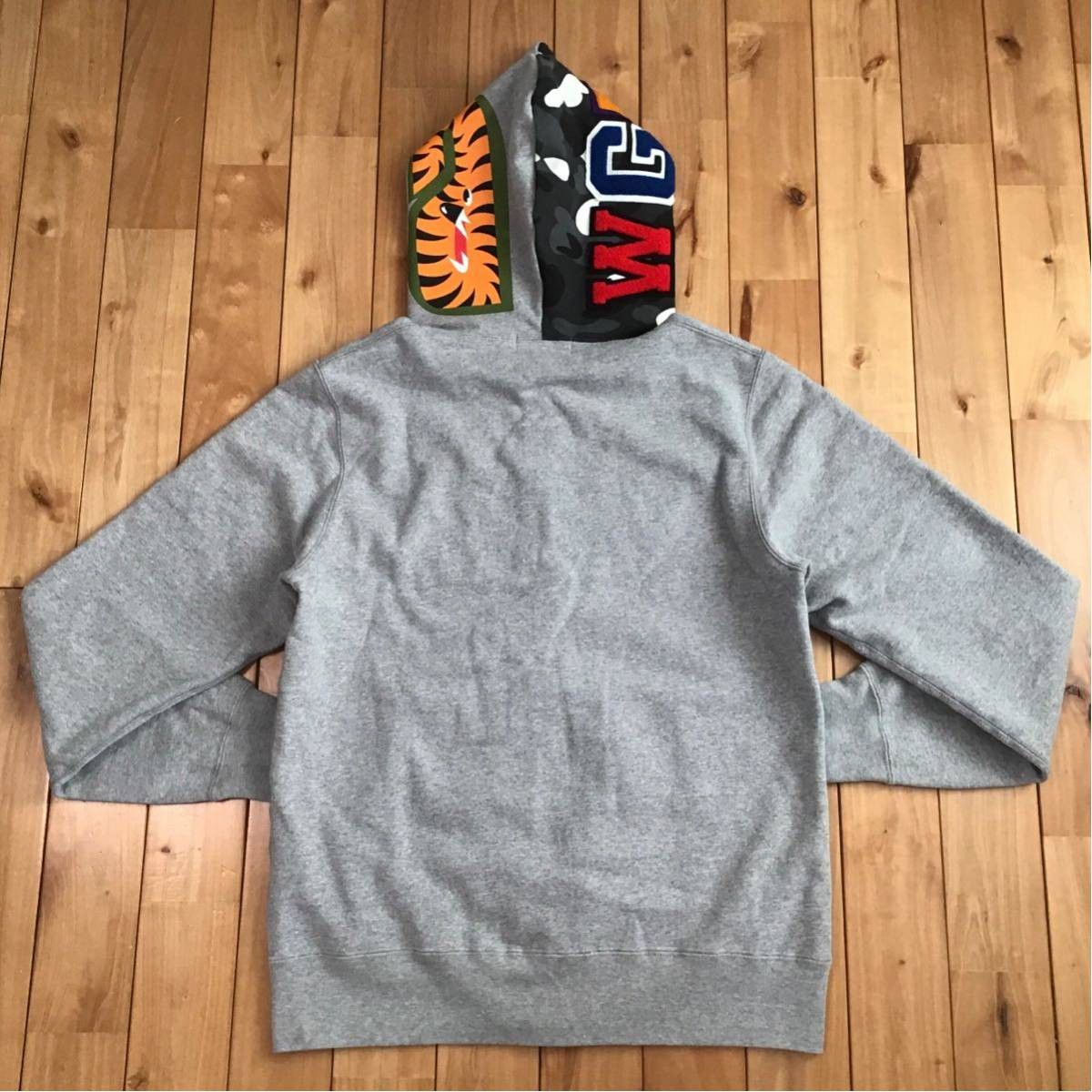 Bape 💫Glow in the Dark city camo Shark full zip hoodie BAPE ape Size US L / EU 52-54 / 3 - 3 Thumbnail