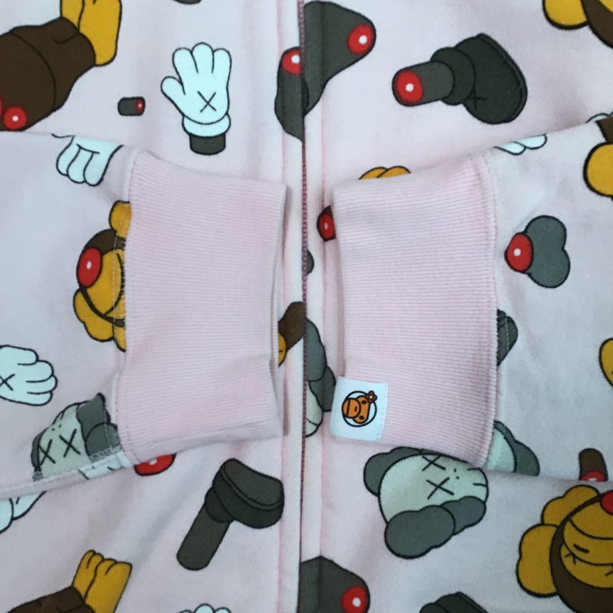 Bape × Kaws BAPE × kaws milo companion full zip hoodie pink Size S / US 4 / IT 40 - 2 Thumbnail