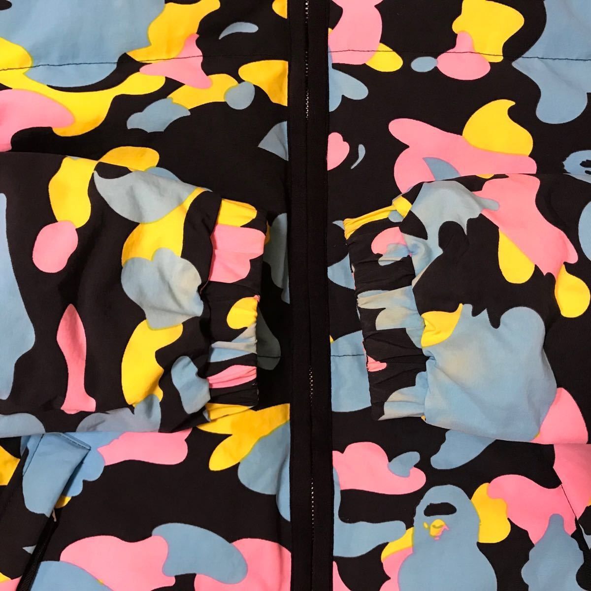 Bape × Nigo 🔥reversible🔥 BAPE cotton candy camo down jacket multi camo Size M / US 6-8 / IT 42-44 - 3 Thumbnail