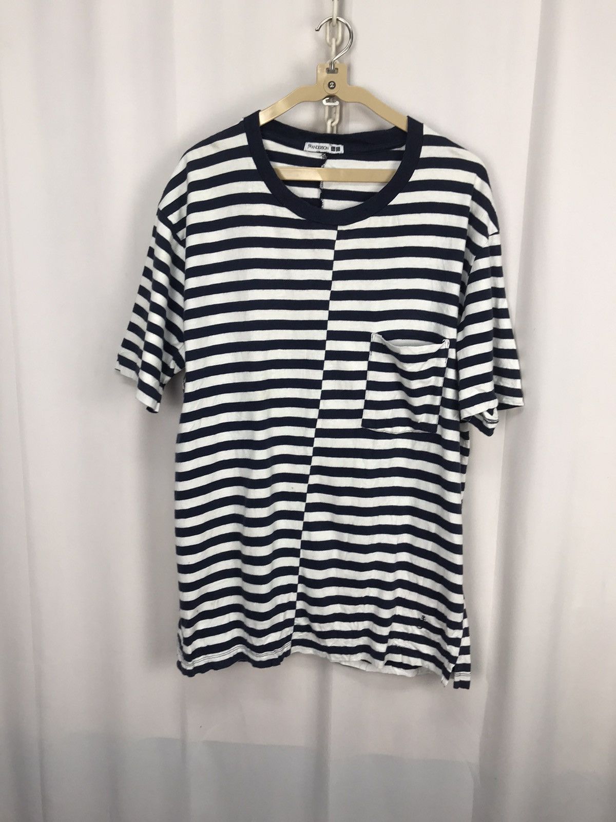 JW Anderson × Uniqlo 🔥BEST OFFER 🔥j.w AndersonxUniqlo stripe single pocket tshirt Size US L / EU 52-54 / 3 - 9 Thumbnail