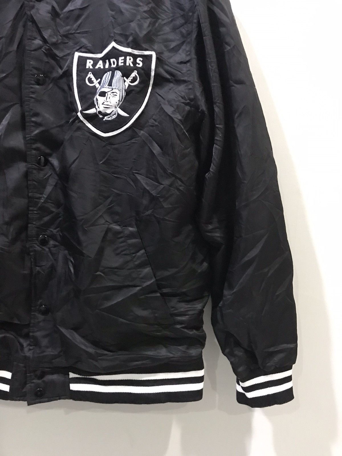 NFL RAIDERS NFL Nylon Varsity Jacket Size US XL / EU 56 / 4 - 5 Thumbnail