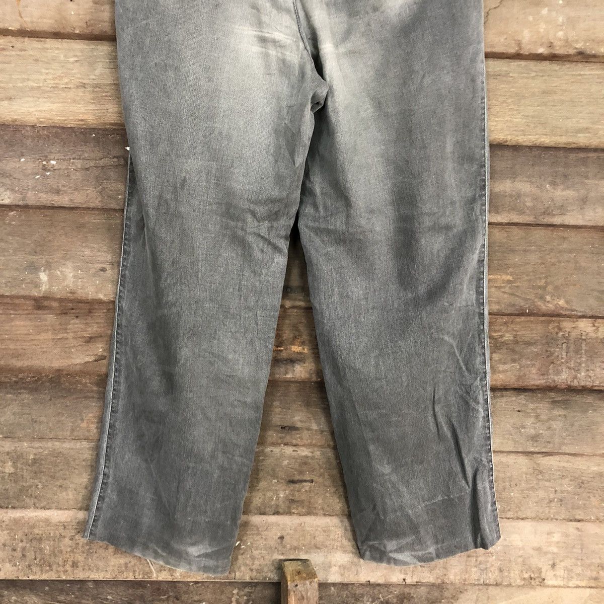 Roberta di Camerino DL Roberta Di Camerino Grey Faded Straight Pants #c1021 Size US 30 / EU 46 - 8 Thumbnail