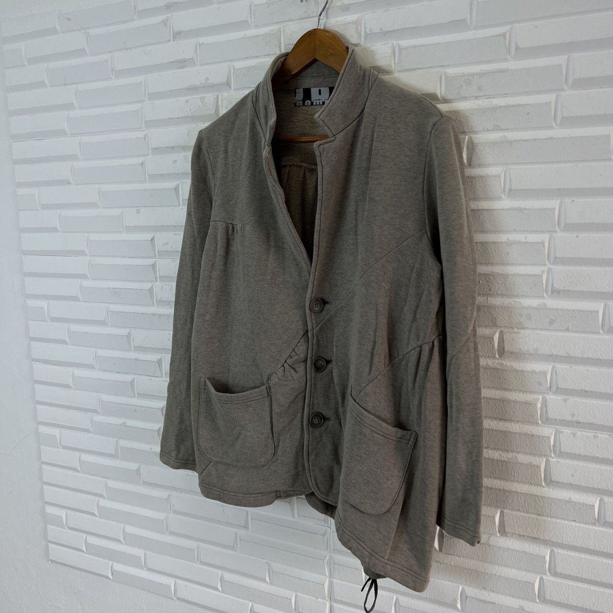 gomme RARE ASYMMETRIC DESIGN BUTTON GOMME HOMME MADE IN JAPAN Size US M / EU 48-50 / 2 - 2 Thumbnail