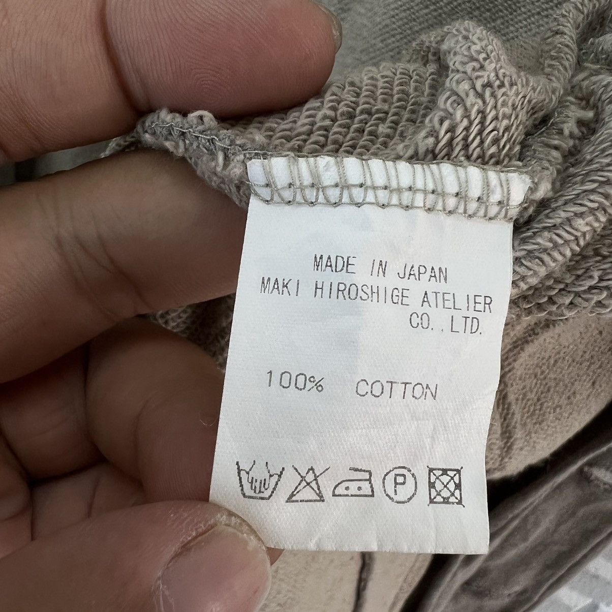 gomme RARE ASYMMETRIC DESIGN BUTTON GOMME HOMME MADE IN JAPAN Size US M / EU 48-50 / 2 - 13 Thumbnail