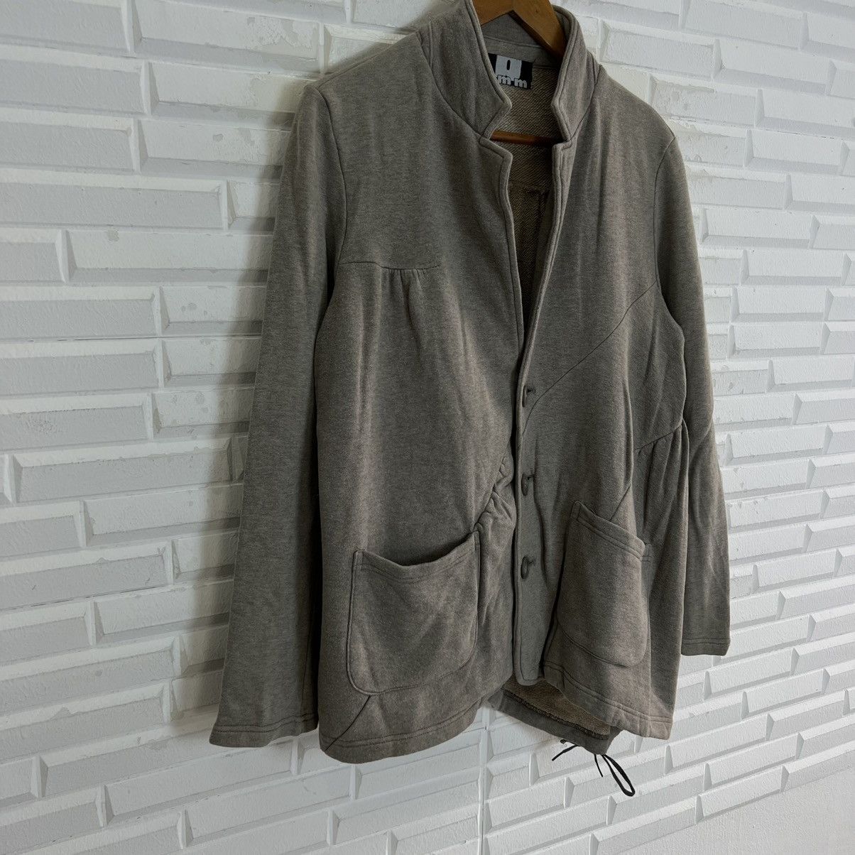 gomme RARE ASYMMETRIC DESIGN BUTTON GOMME HOMME MADE IN JAPAN Size US M / EU 48-50 / 2 - 5 Thumbnail