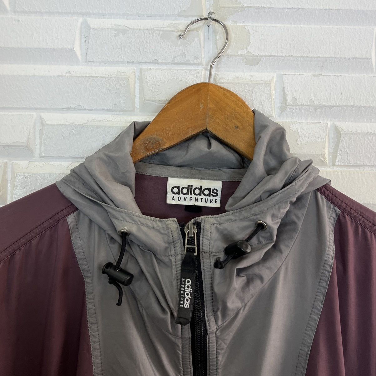 Adidas VINTAGE ADIDAS ADVENTURE SURVIVAL JACKET BIG LOGO Size US M / EU 48-50 / 2 - 9 Thumbnail