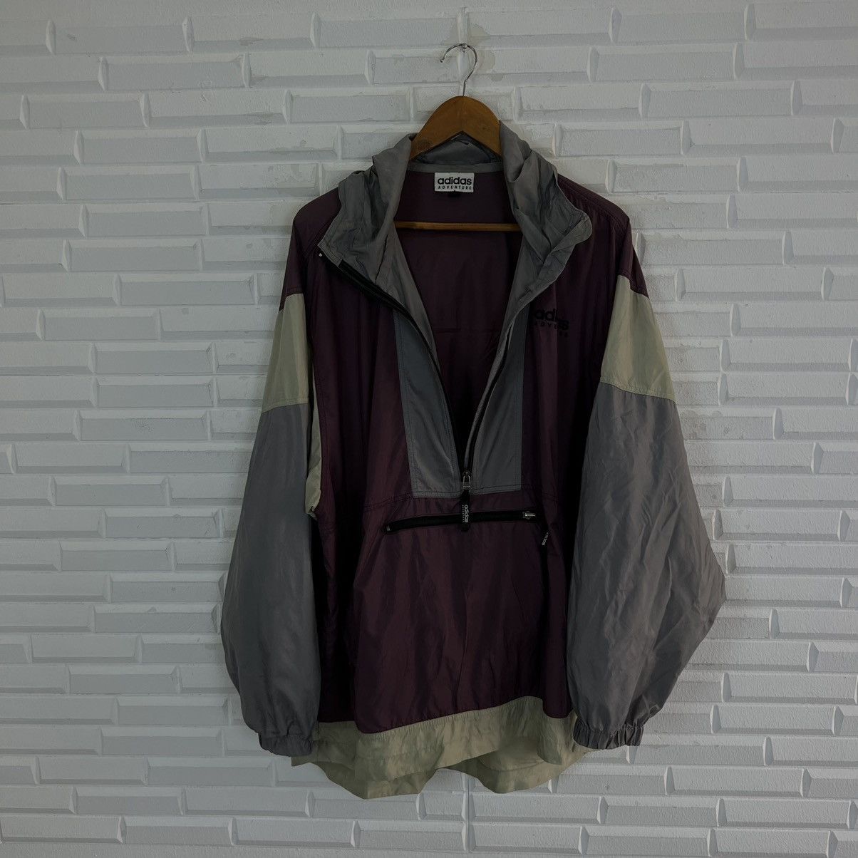 Adidas VINTAGE ADIDAS ADVENTURE SURVIVAL JACKET BIG LOGO Size US M / EU 48-50 / 2 - 13 Thumbnail