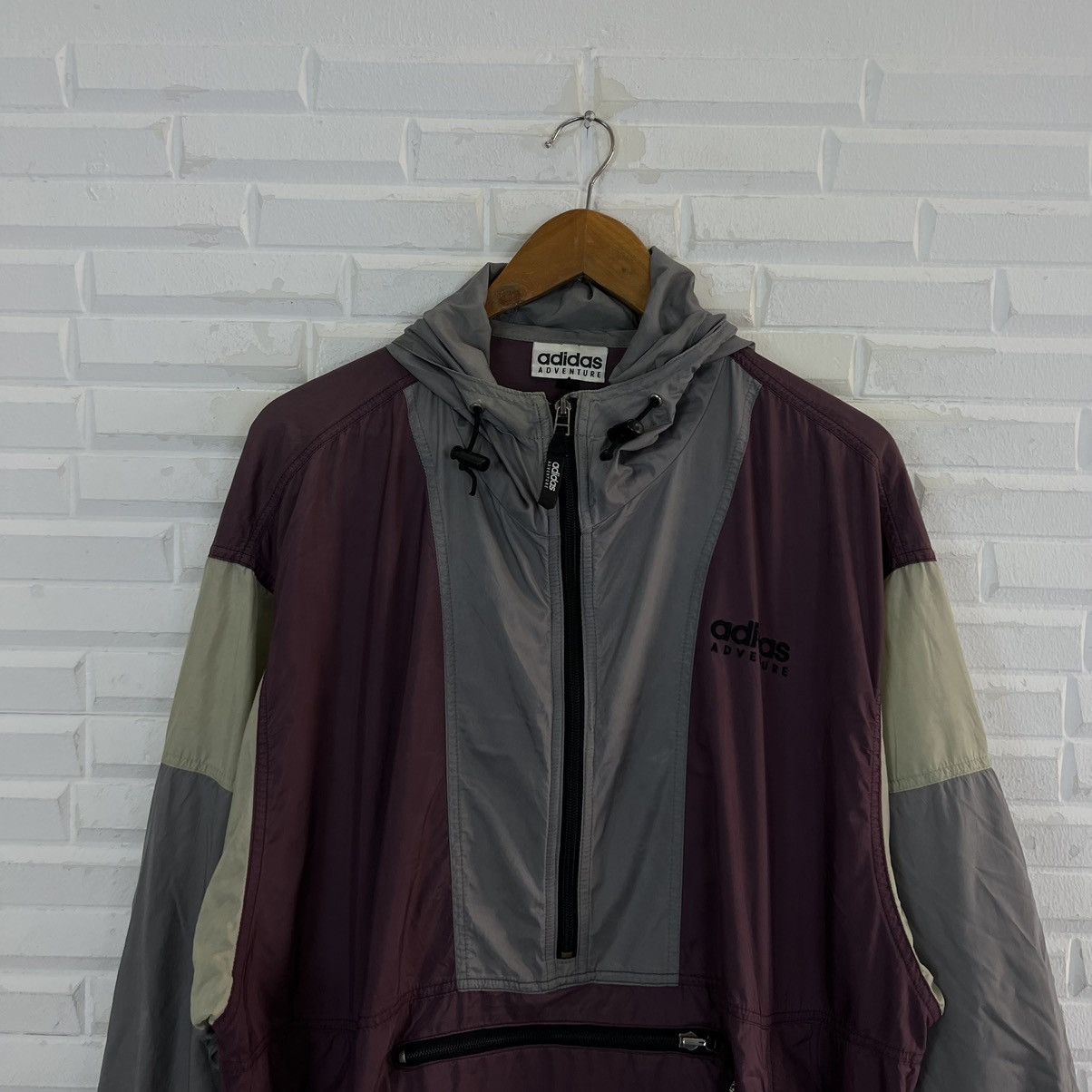 Adidas VINTAGE ADIDAS ADVENTURE SURVIVAL JACKET BIG LOGO Size US M / EU 48-50 / 2 - 3 Thumbnail