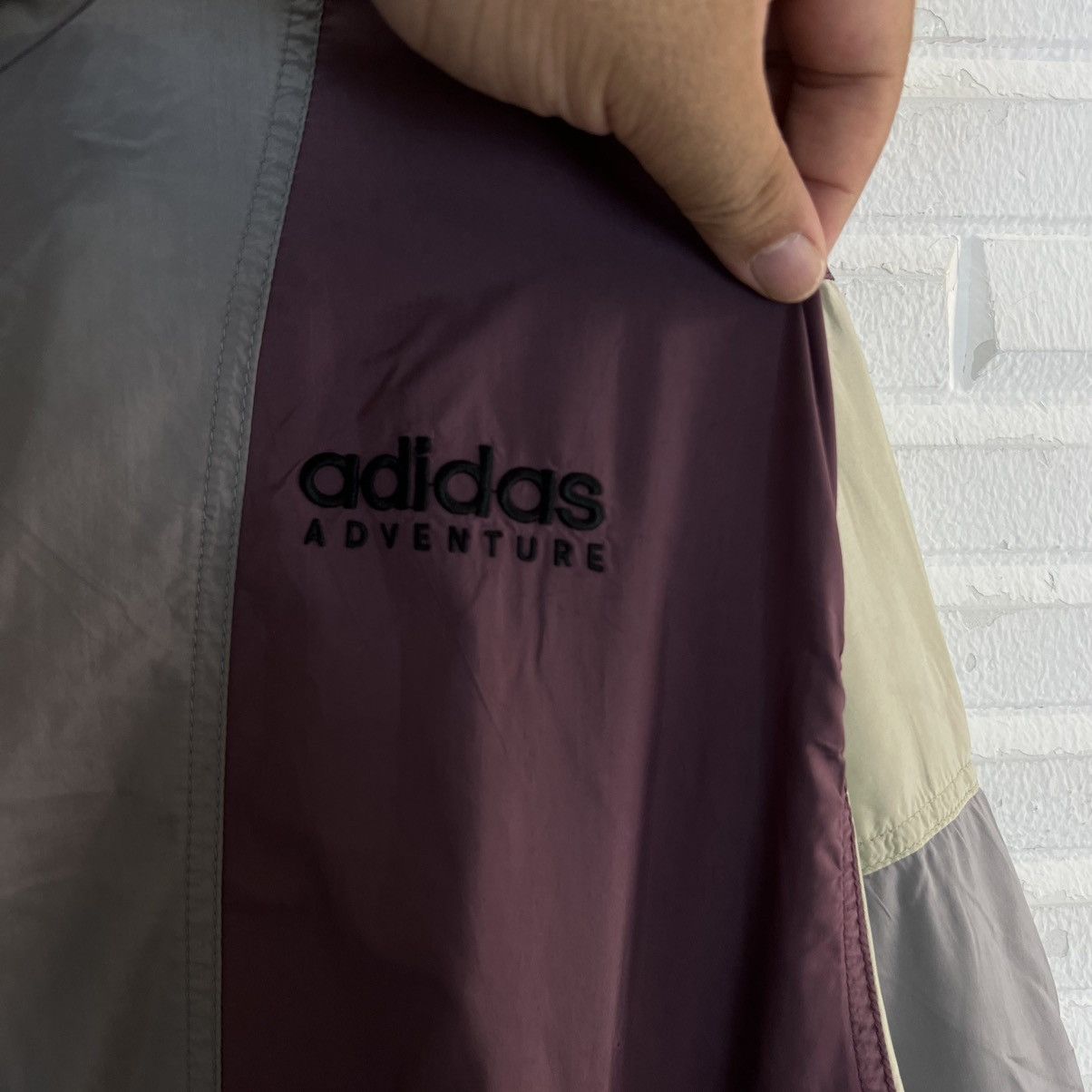 Adidas VINTAGE ADIDAS ADVENTURE SURVIVAL JACKET BIG LOGO Size US M / EU 48-50 / 2 - 4 Thumbnail