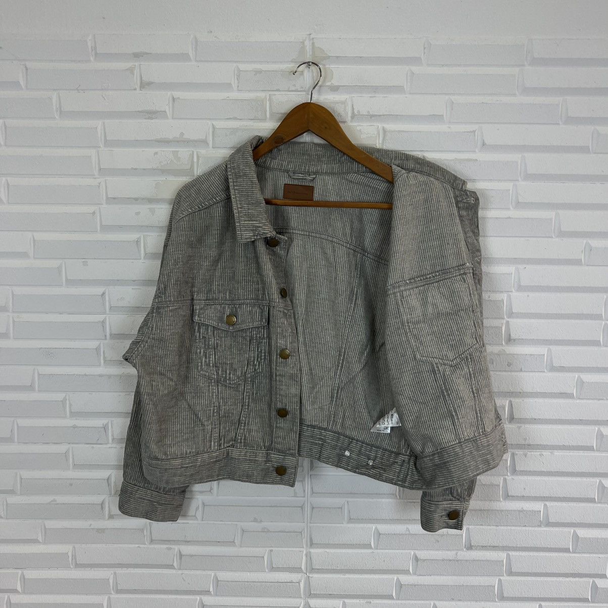 Japanese Brand VINTAGE CROPPED TRUCKER DENIM JACKET EARTH MUSIC & ECOLOGY Size US M / EU 48-50 / 2 - 10 Thumbnail