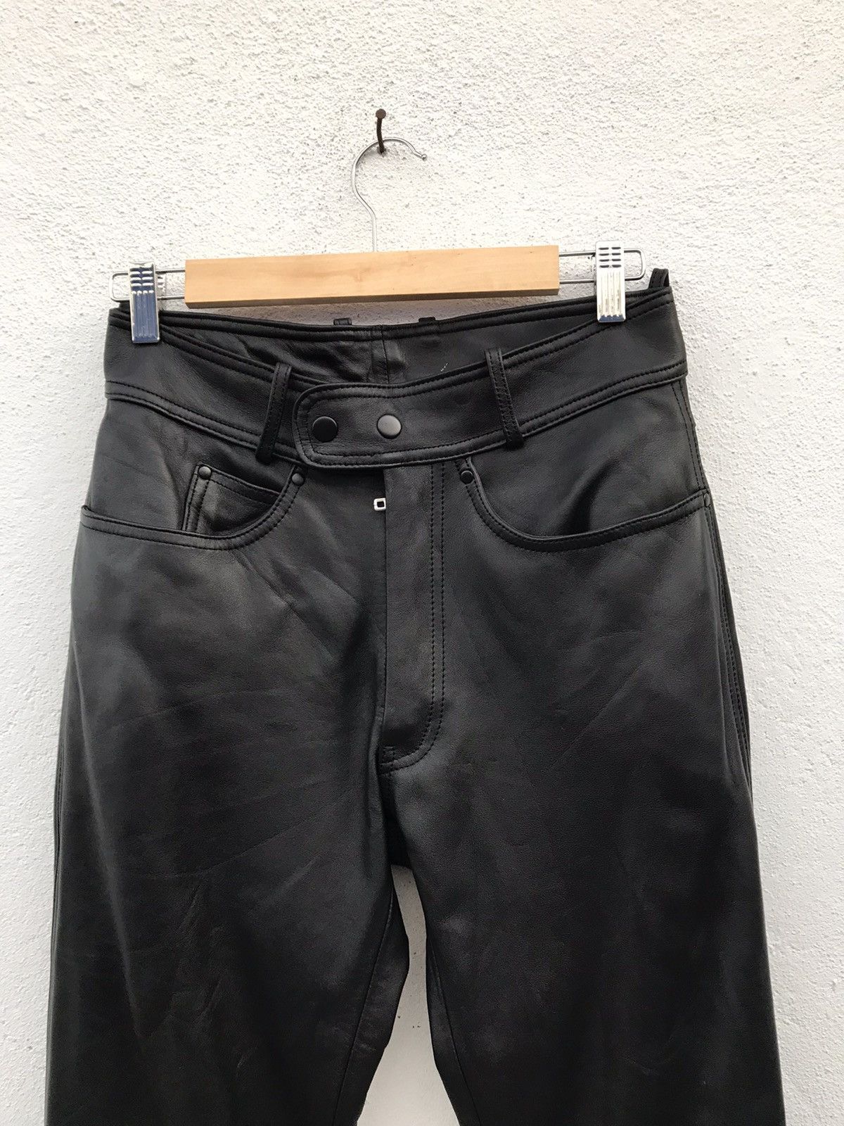 Japanese Brand × Leather × Vintage Vintage Echtes Leder Leather Pant Size US 26 / EU 42 - 1 Thumbnail