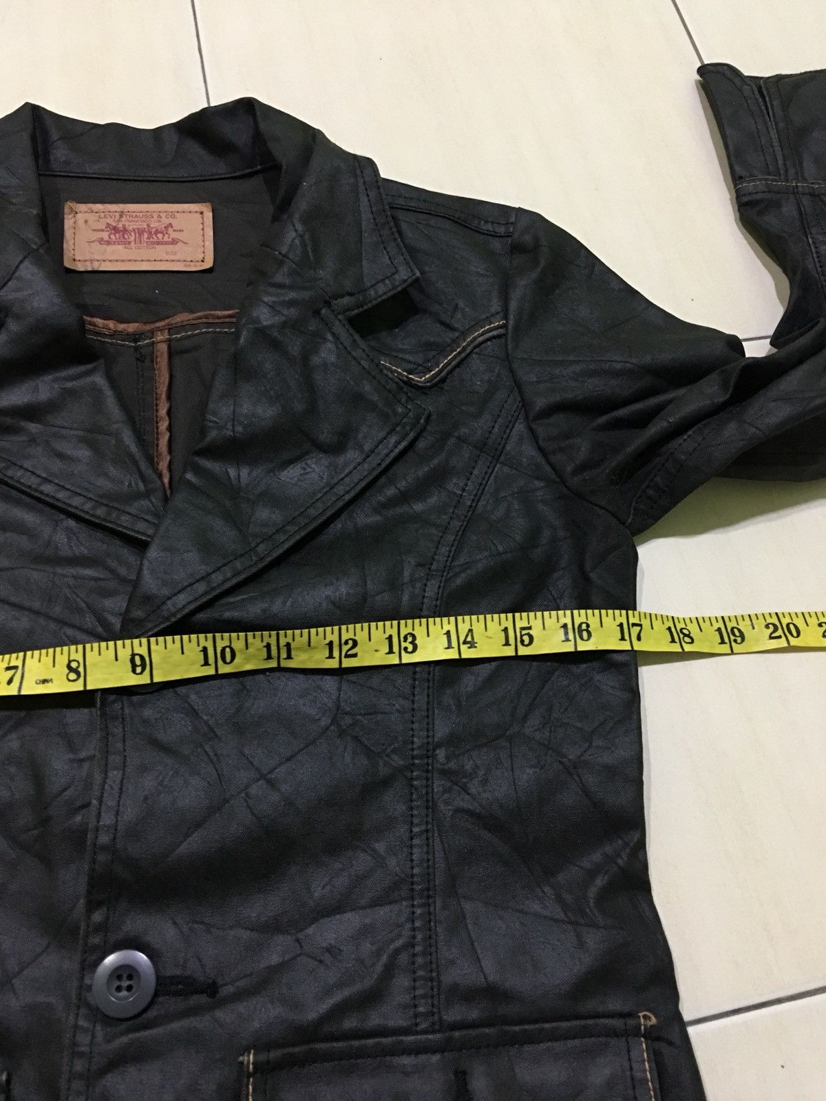 Levi's Vintage Levis Leather Jacket For Women / Ladies Jacket Size S / US 4 / IT 40 - 6 Thumbnail