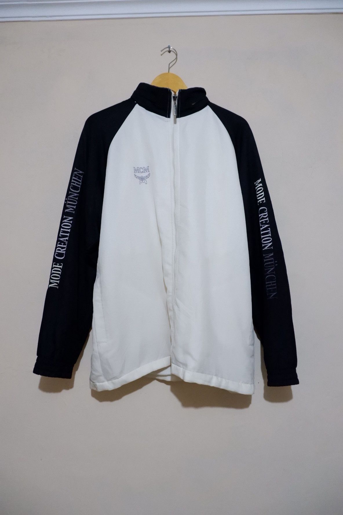 MCM Vintage MCM Legere Tracktop Jacket Hidden Hoodie Size US M / EU 48-50 / 2 - 2 Thumbnail