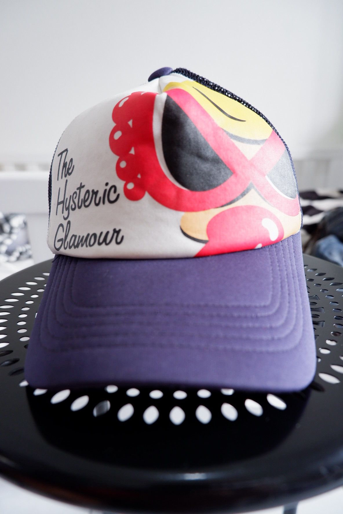 Pre-owned Hysteric Glamour Trucker Hat In Navy/white