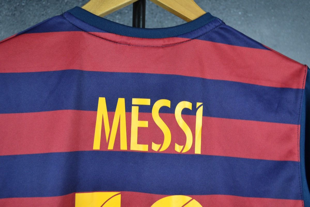 Other Barcelona Home Football Shirt Soccer Jersey Messi #10 Size US S / EU 44-46 / 1 - 8 Thumbnail