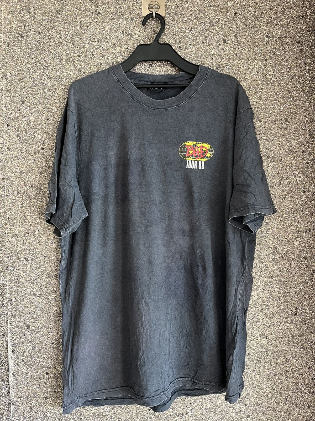 Vintage Bad tour ft69 Size US XL / EU 56 / 4 - 1 Thumbnail