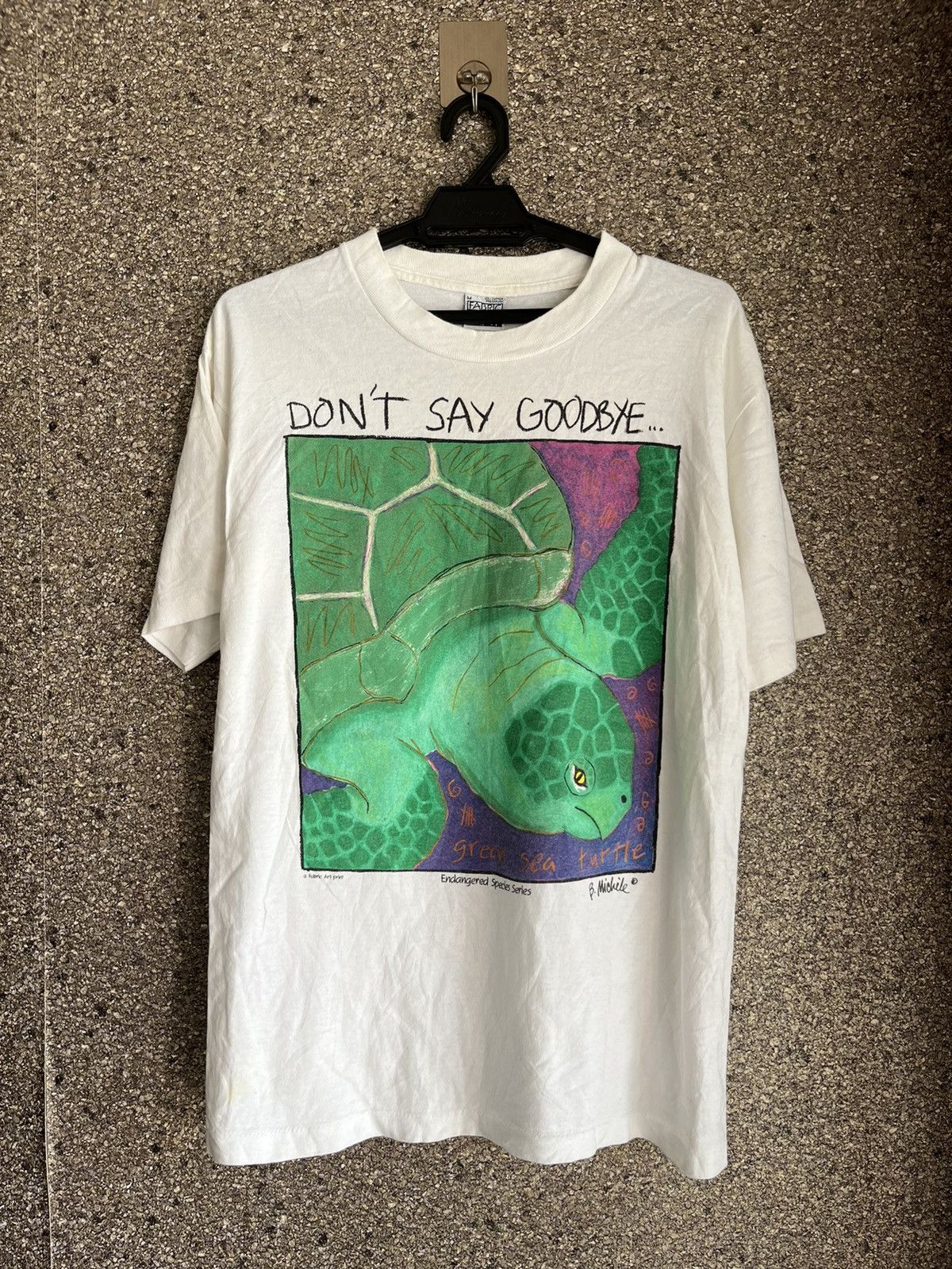 image of Art x Vintage Green Sea Turtle Ft19 in White, Men's (Size Medium)